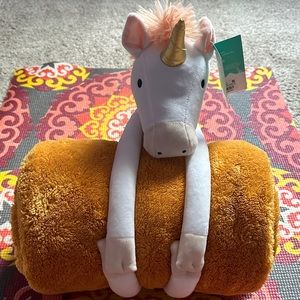 BRAND NEW Unicorn Throw Buddy and Shark plushie